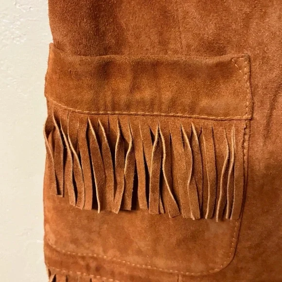 Vintage “The Tannery” Montgomery Ward Brown Suede Leather 70’s 60’s Fringe Vest - Picture 5 of 16